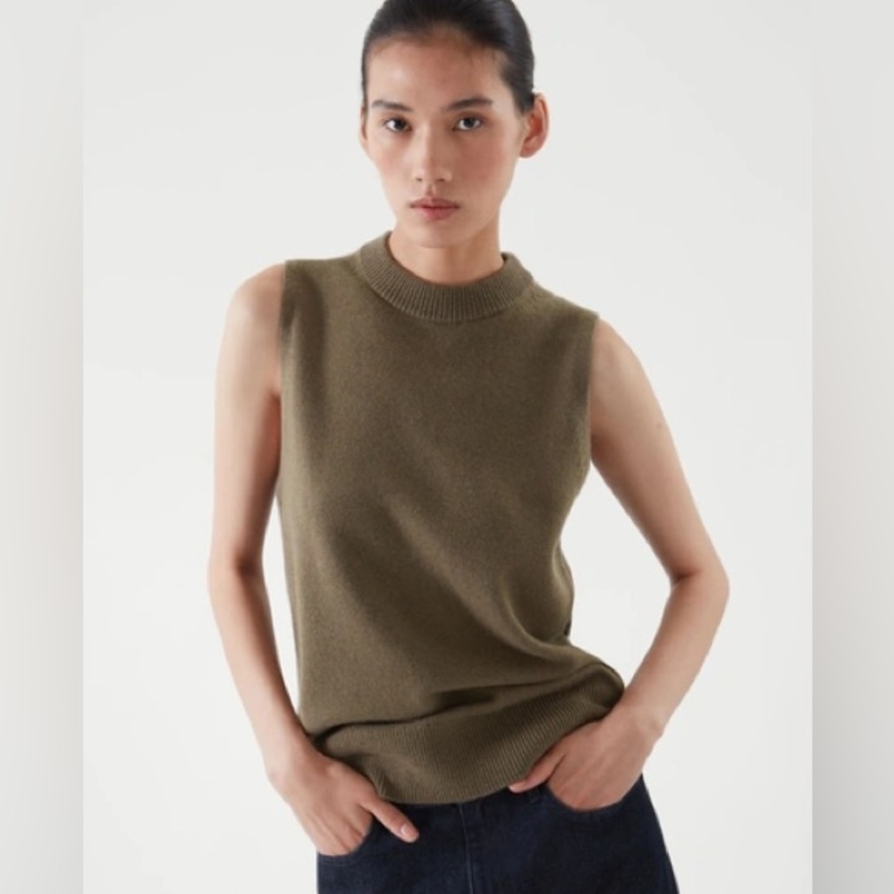 COS 100% cashmere sweater vest